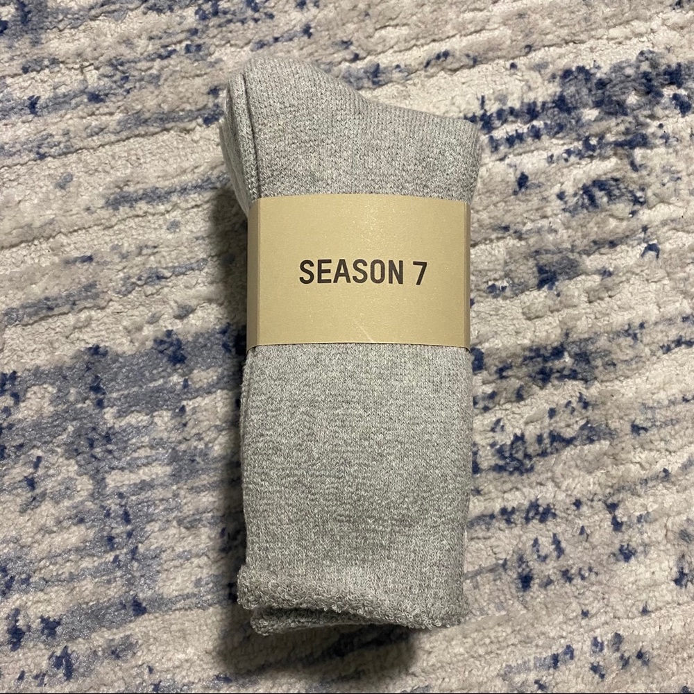 Yeezy Season 7 Bouclette Socks (3pack) - Picture 5 of 11